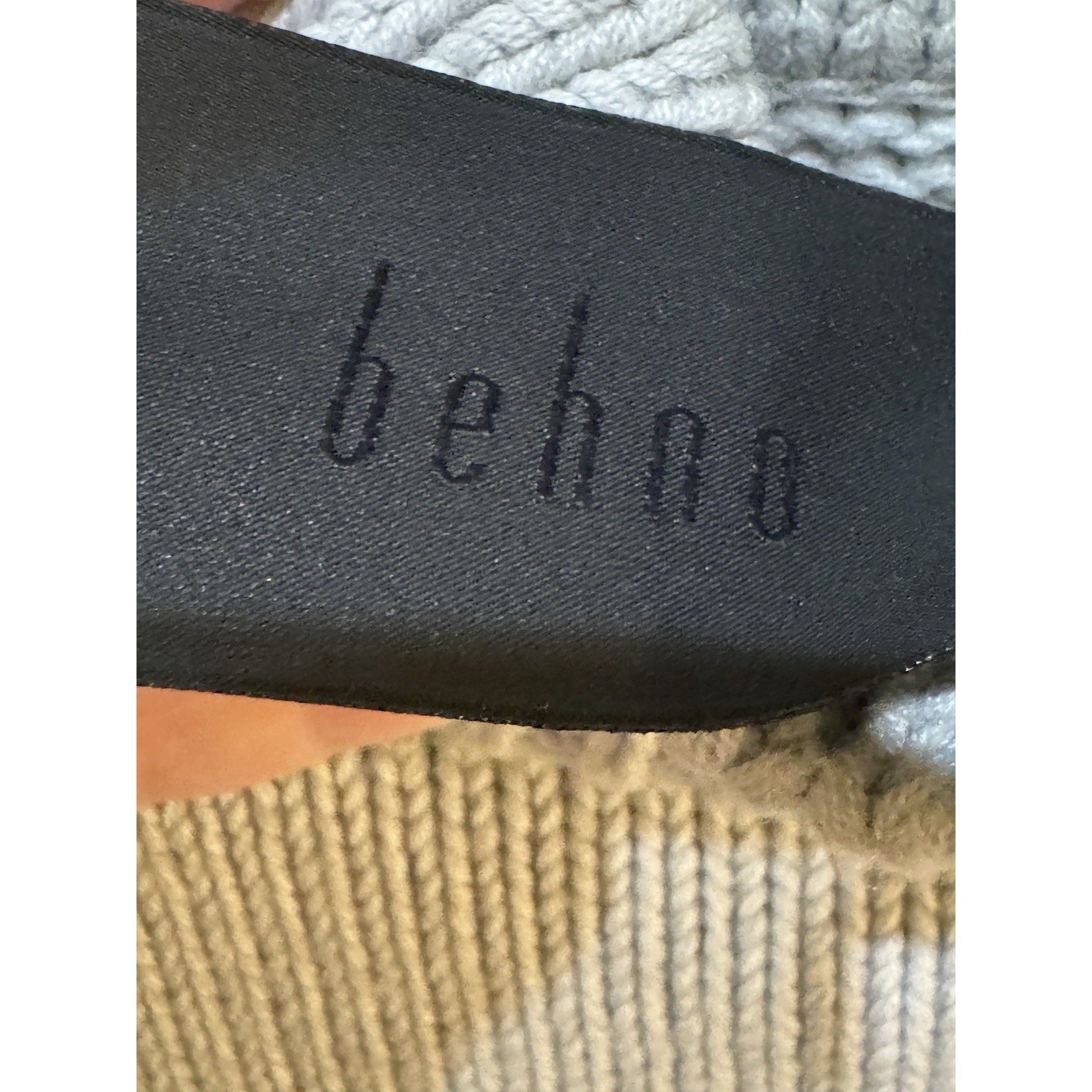 Behno Mini Cape Grey Turtleneck Sweater Size Small Layered — image 5 of 8